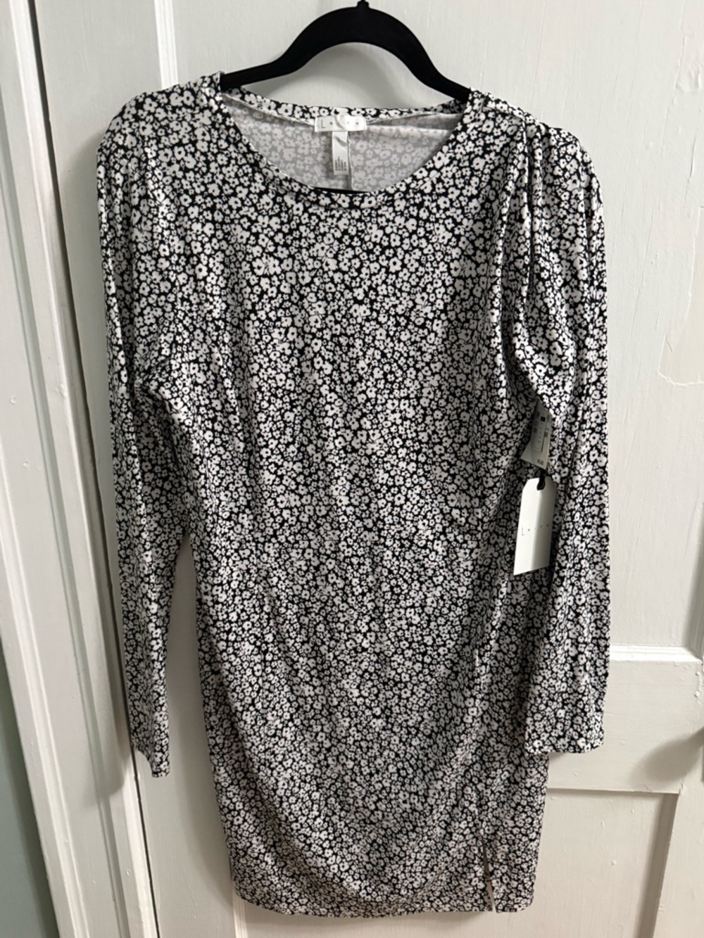 Nordstrom Black & White Floral Long-Sleeve Bodycon Dress